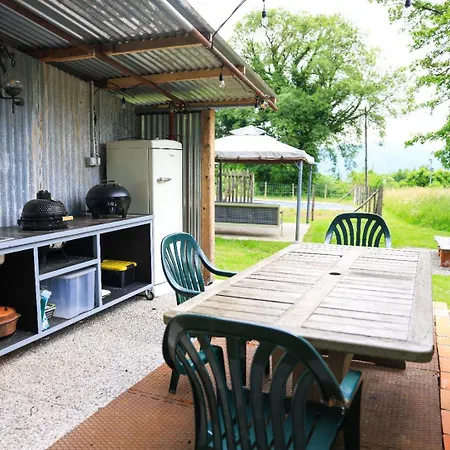 ロッジ Tiny House At Ariola *