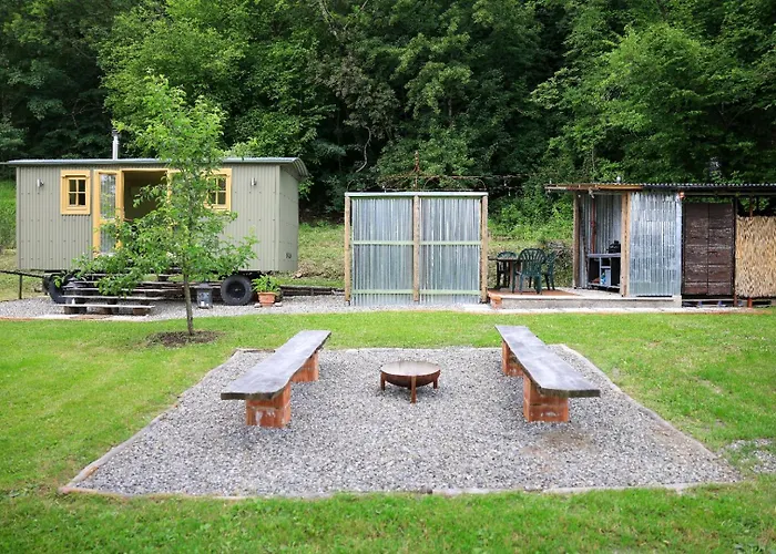Tiny House At Ariola Lodge *
