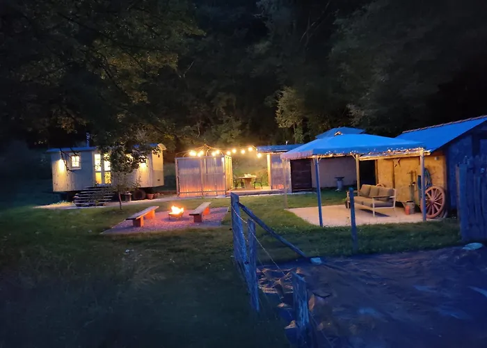 Tiny House At Ariola Lodge